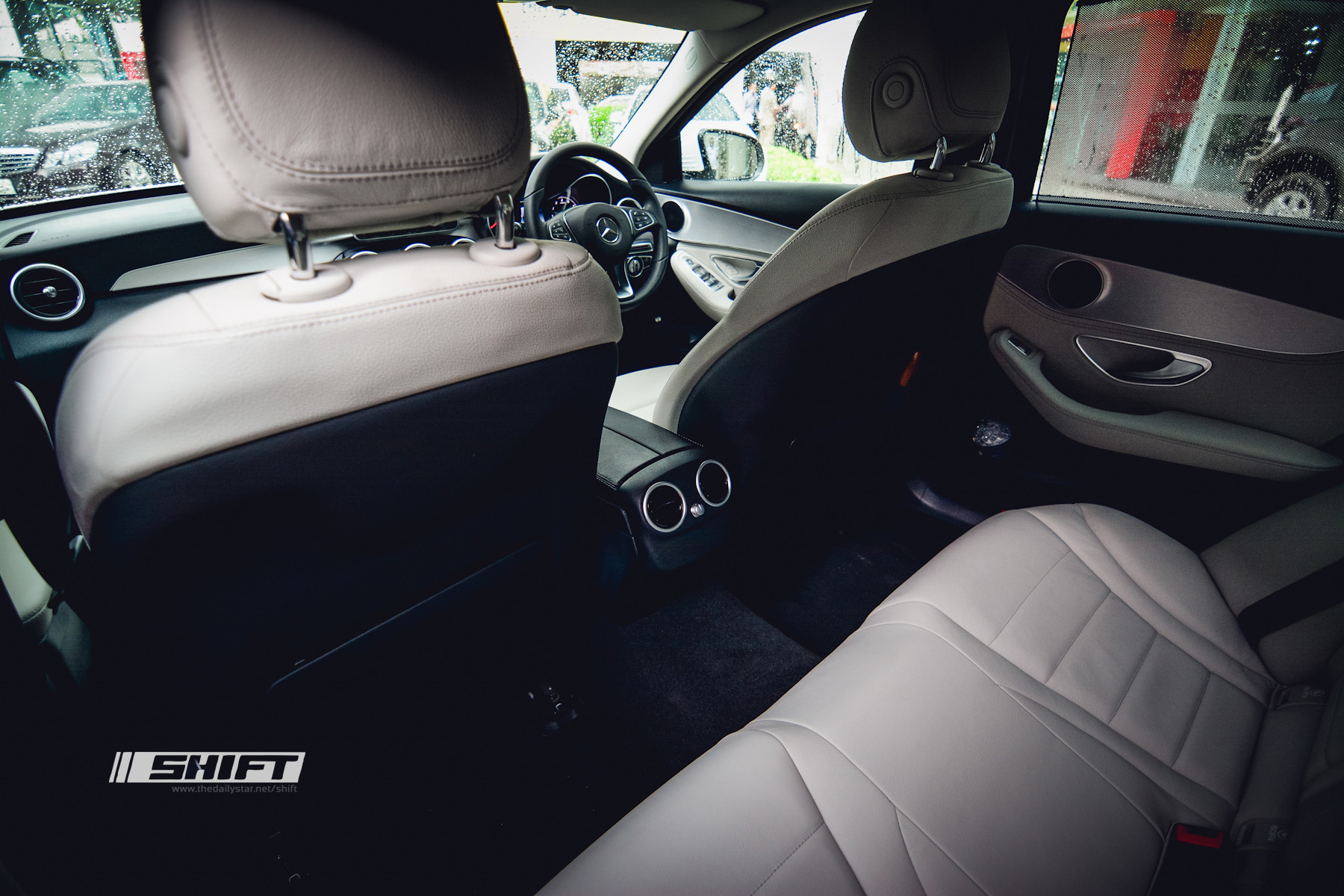 2015 Mercedes Benz C250 Shift - legroom