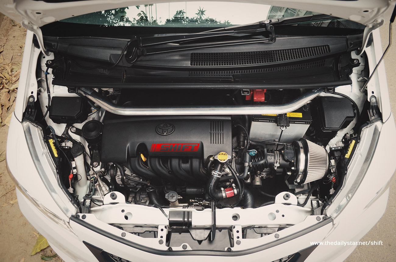 Toyota Vitz RS2.jpg