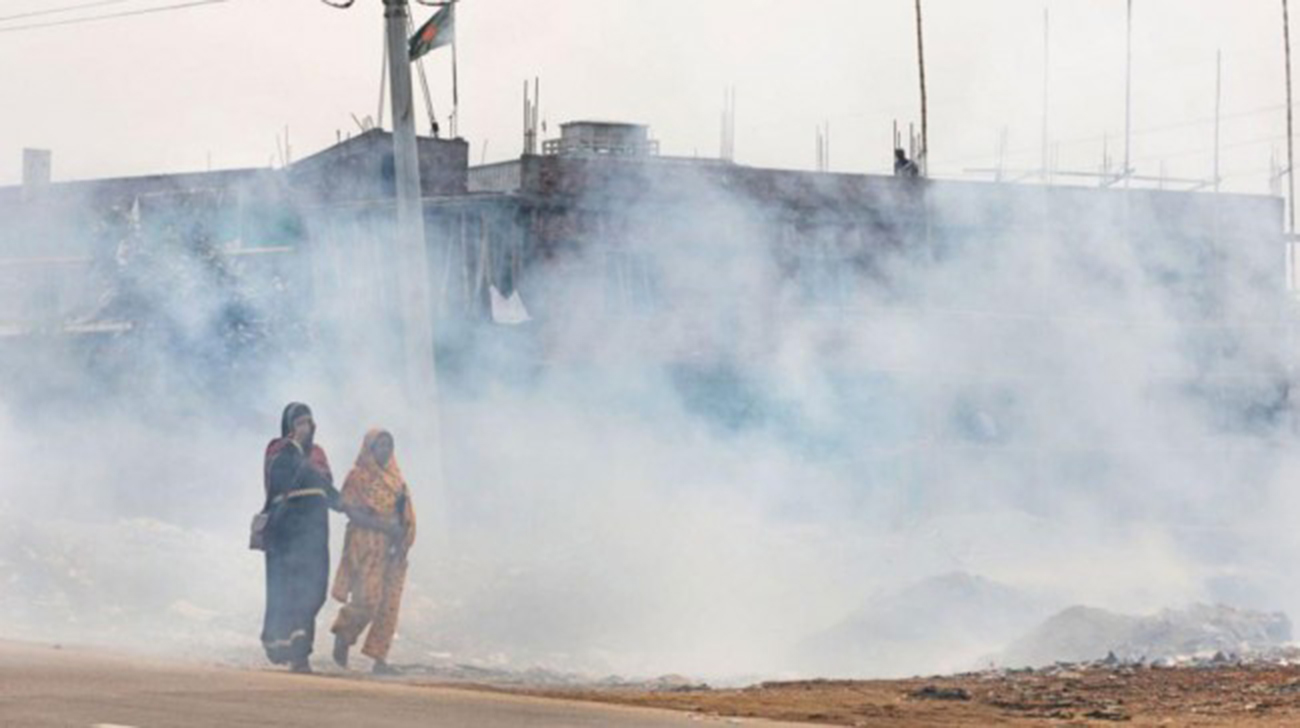 Dhaka air world's most polluted this morning