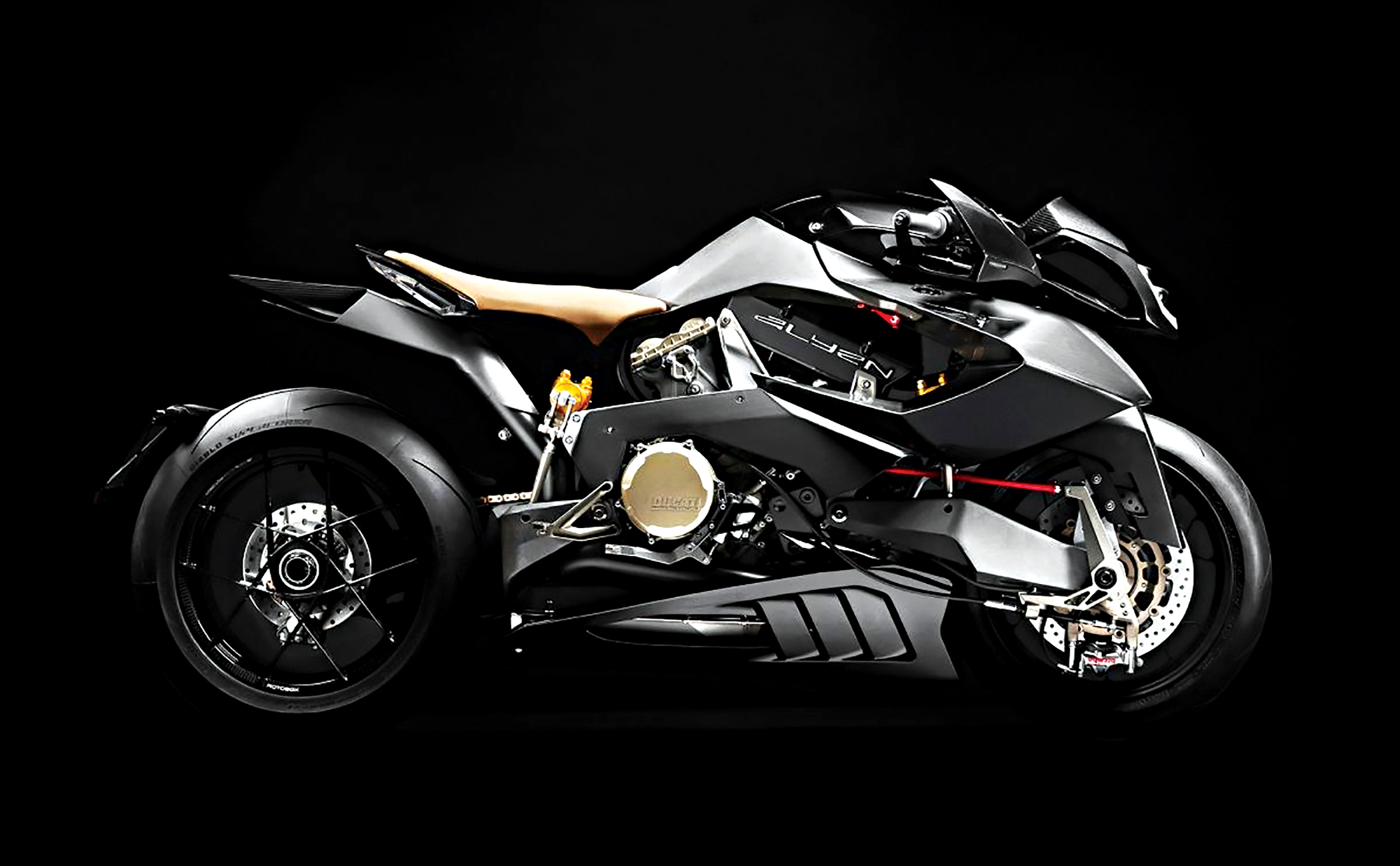  Alyen Vyrus unleashed, BMW goes retro