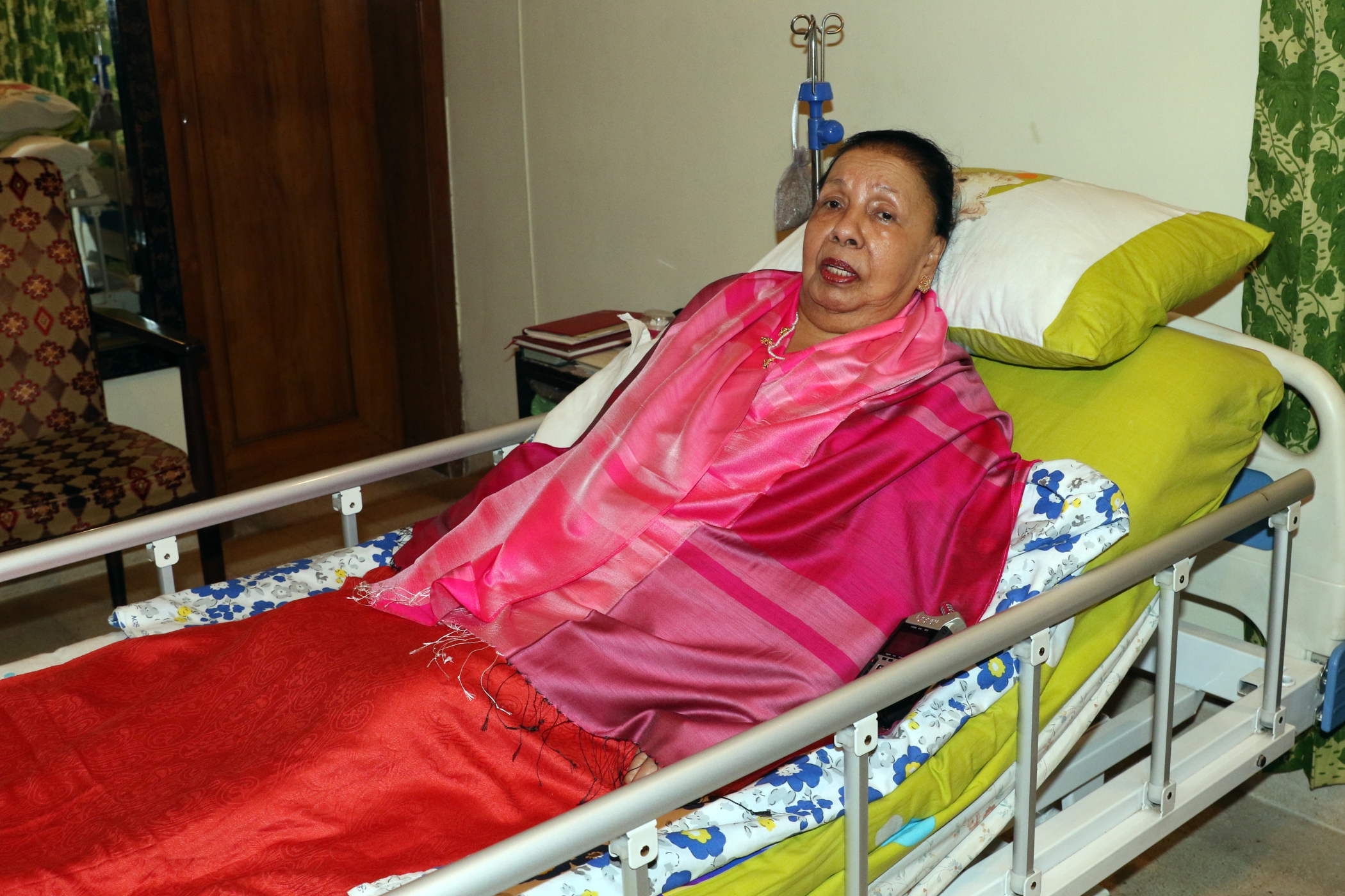 ‘Freedom of assembly is my right.  Society needs to give it to me.’