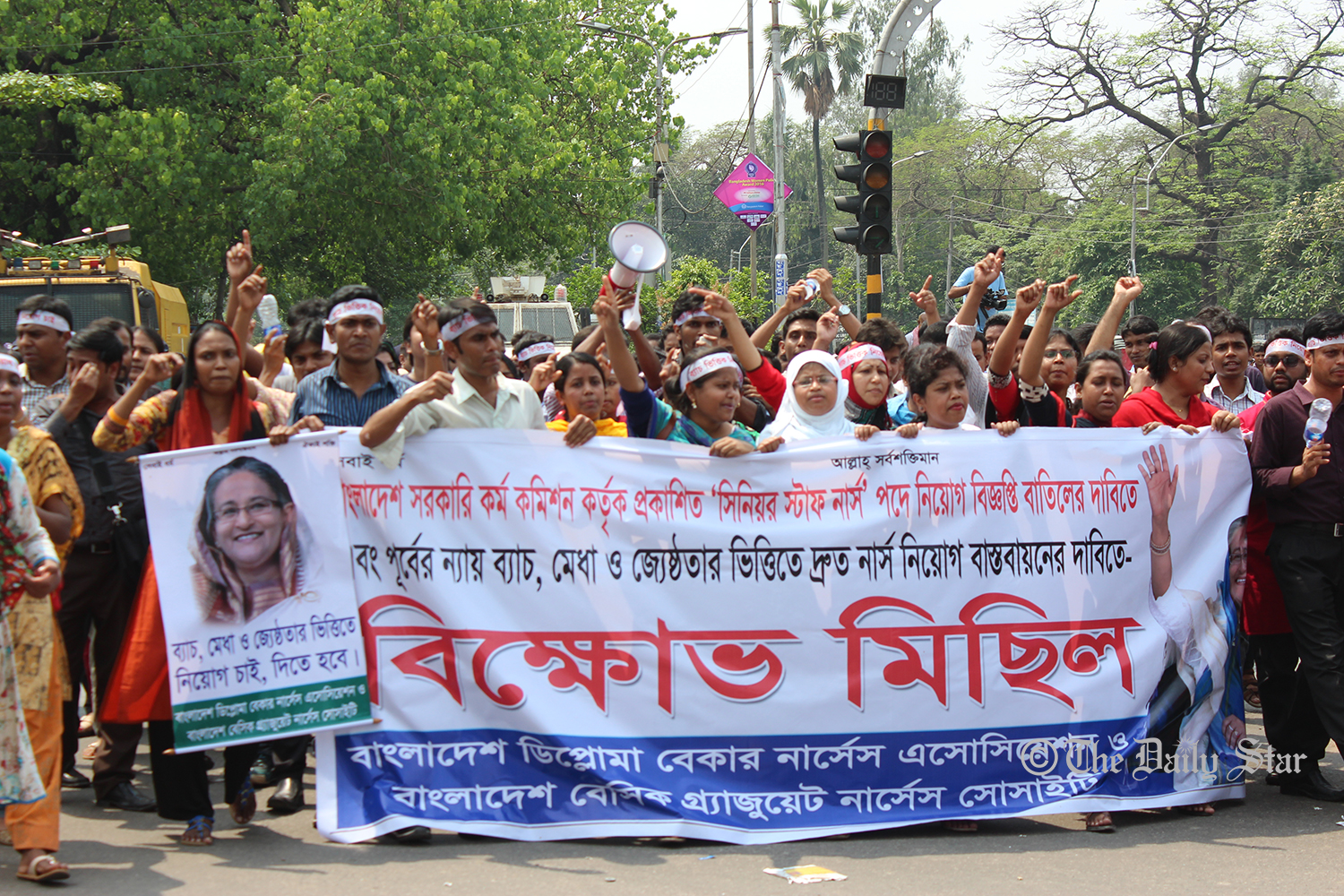 Nurse-blockade-wb.jpg