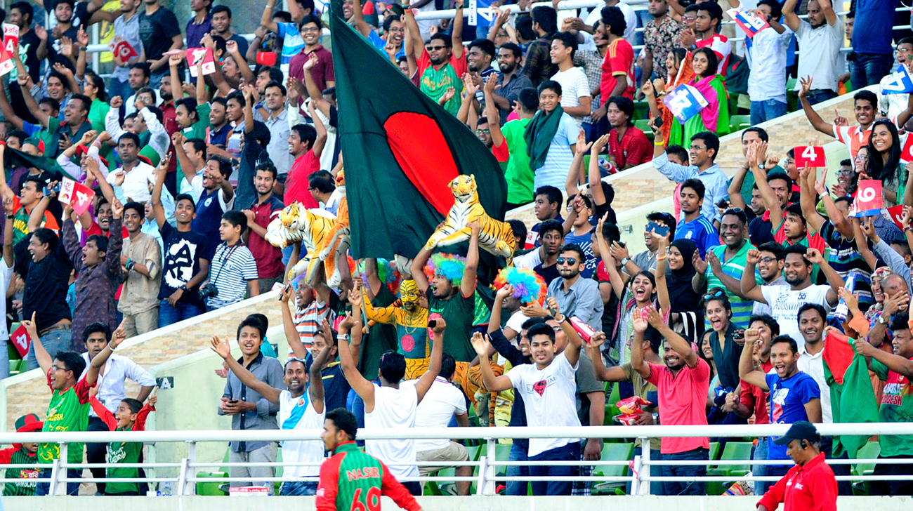 Home Crowd 6