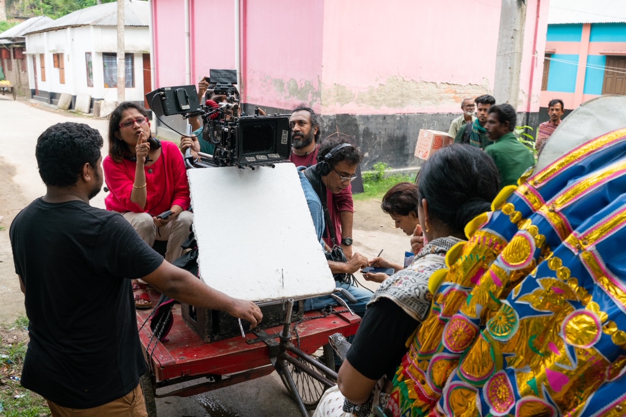 from_the_sets_of_baarir_naam_shahana_alex_unai.jpg