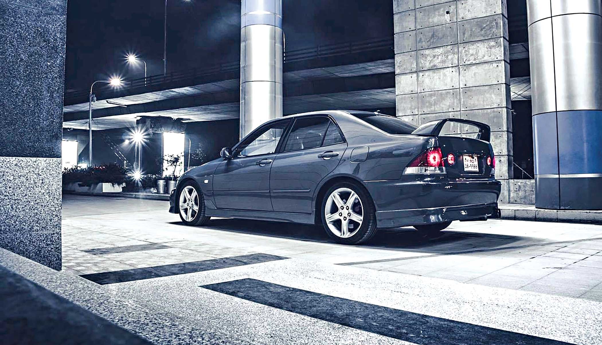 toyota-altezza3.jpg