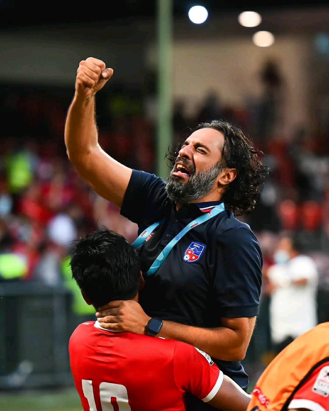 nepal_coach.jpg