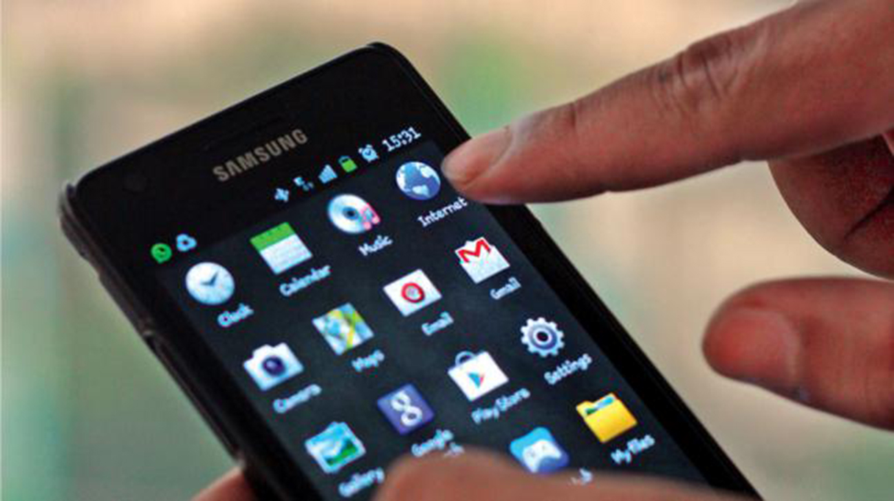 Power grid failure disrupts internet, call services