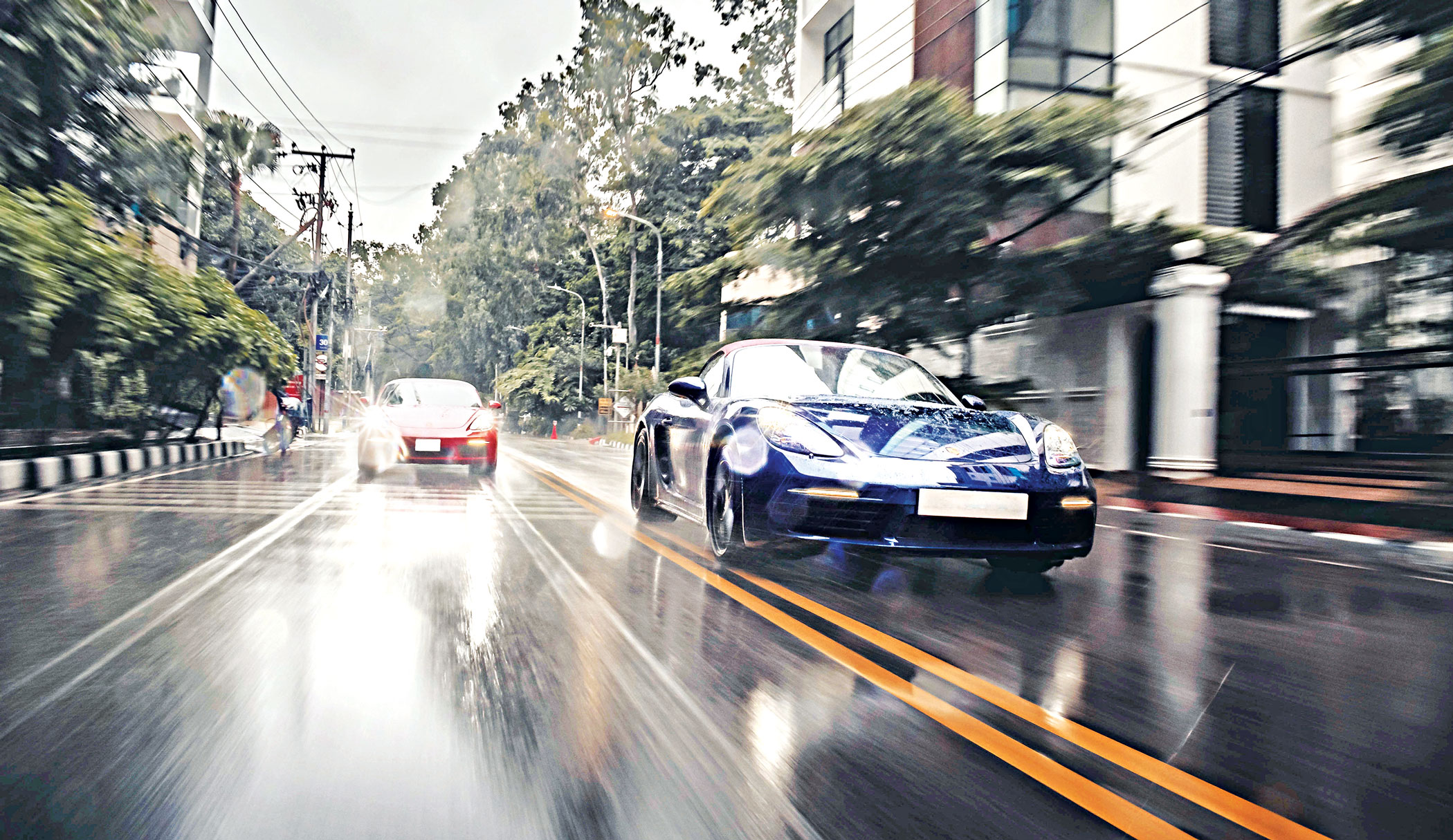 car-in-rainy-day2.jpg
