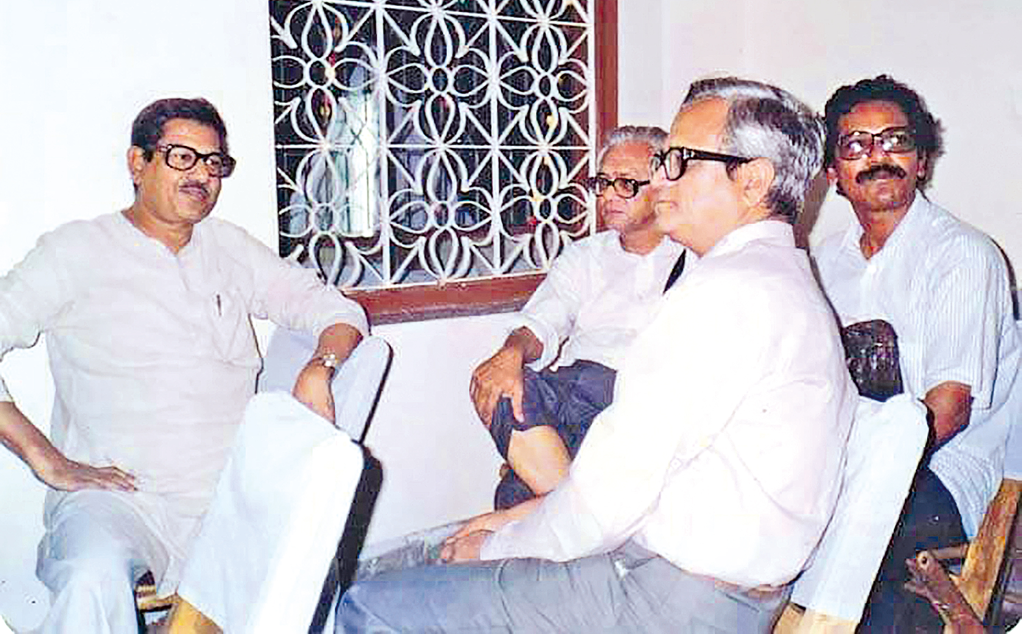 professor-anisuzzaman.jpg