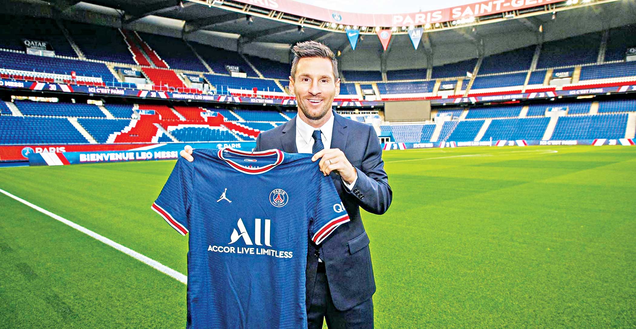messi-barcelona-to-paris.jpg