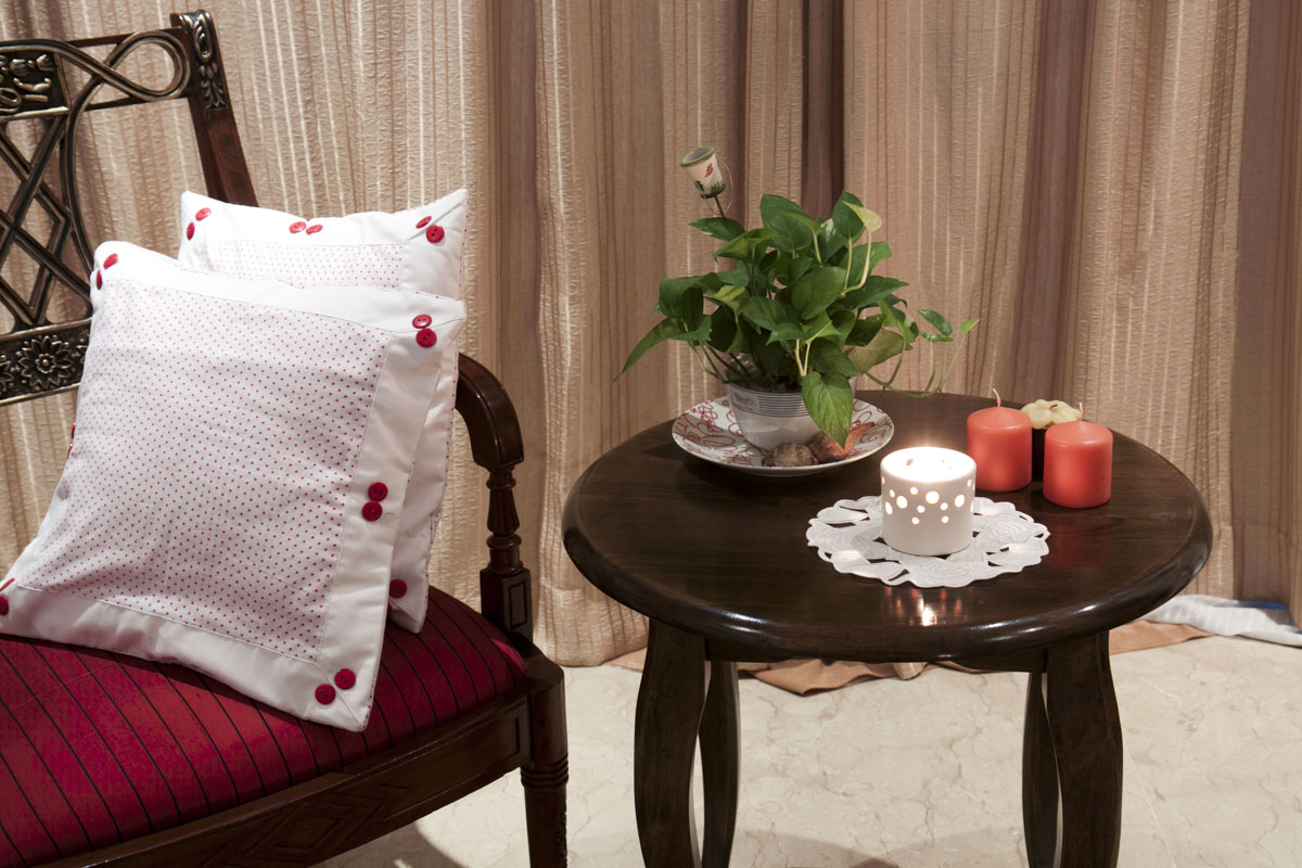 sis_11082010_mimi_apa_home_decor_0035.jpg