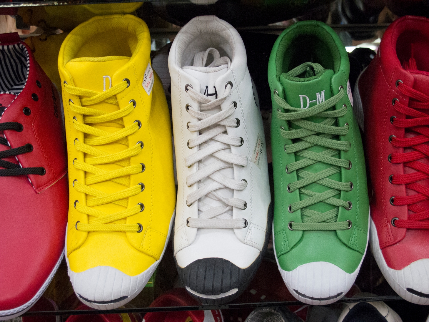 sis_shoe_20130311_0186.jpg