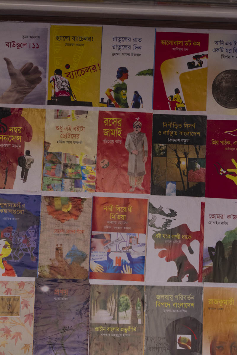 sis_book_fair_20120215_0004.jpg