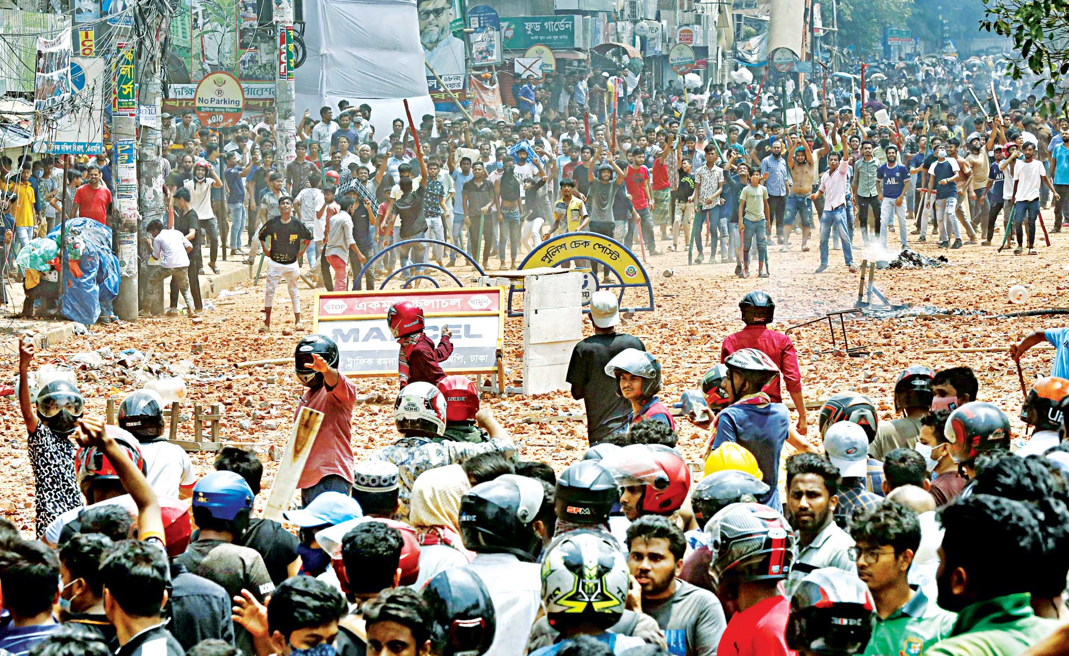 An overnight brawl, daylong battles