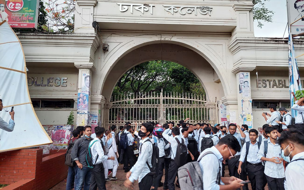 First meet our demands, then reopen New Market, say Dhaka College students 