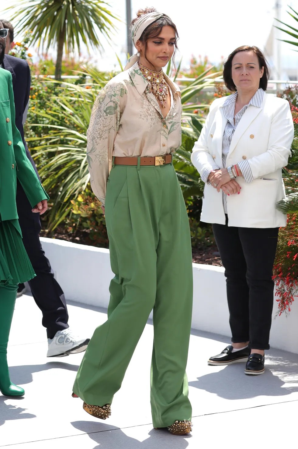 deepika-padukone-attends-the-photocall-for-the-jury-during-news-photo-1652797094.jpg