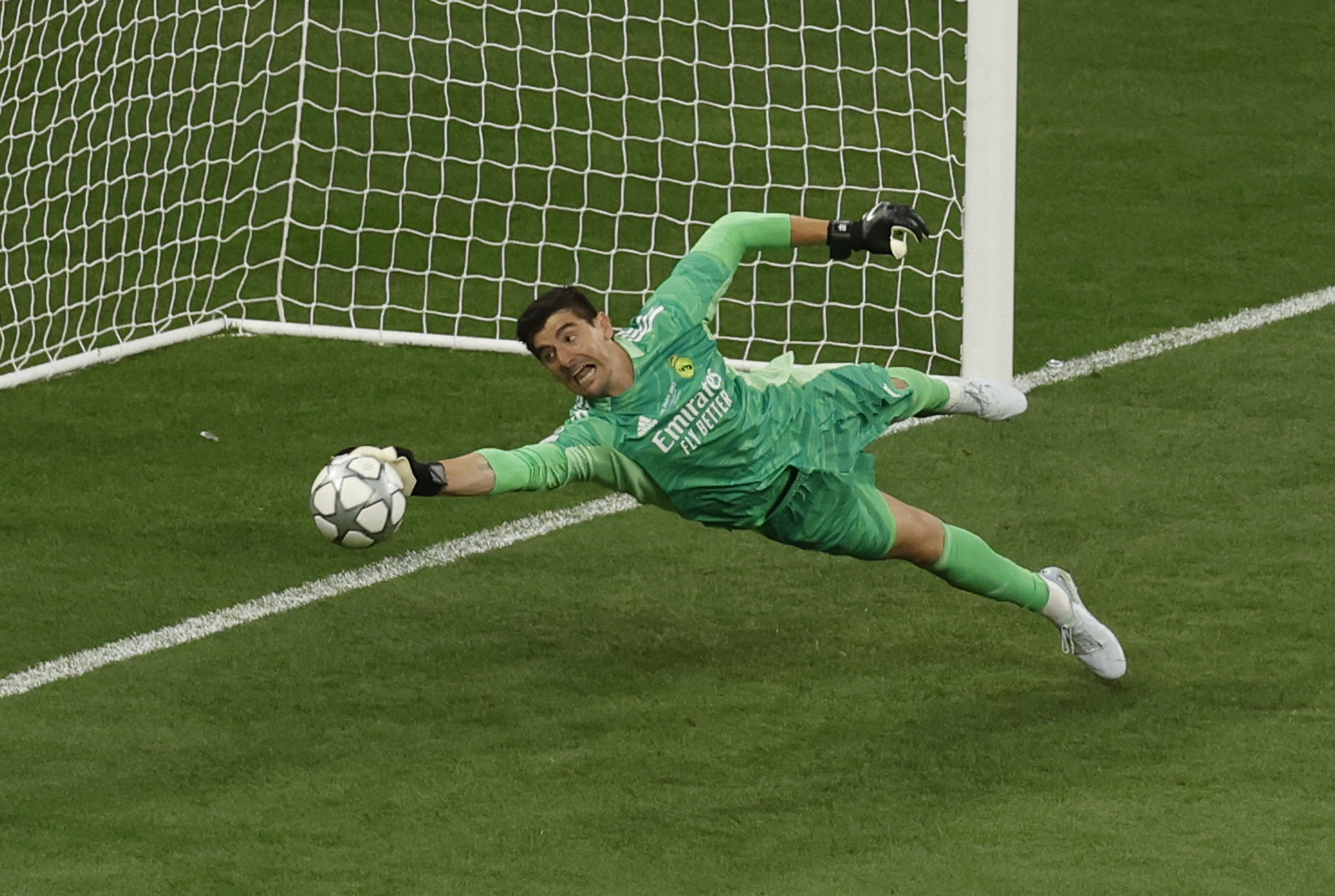 2022-05-28t195935z_746883531_up1ei5s1jj9l2_rtrmadp_3_soccer-champions-liv-mad-report.jpg