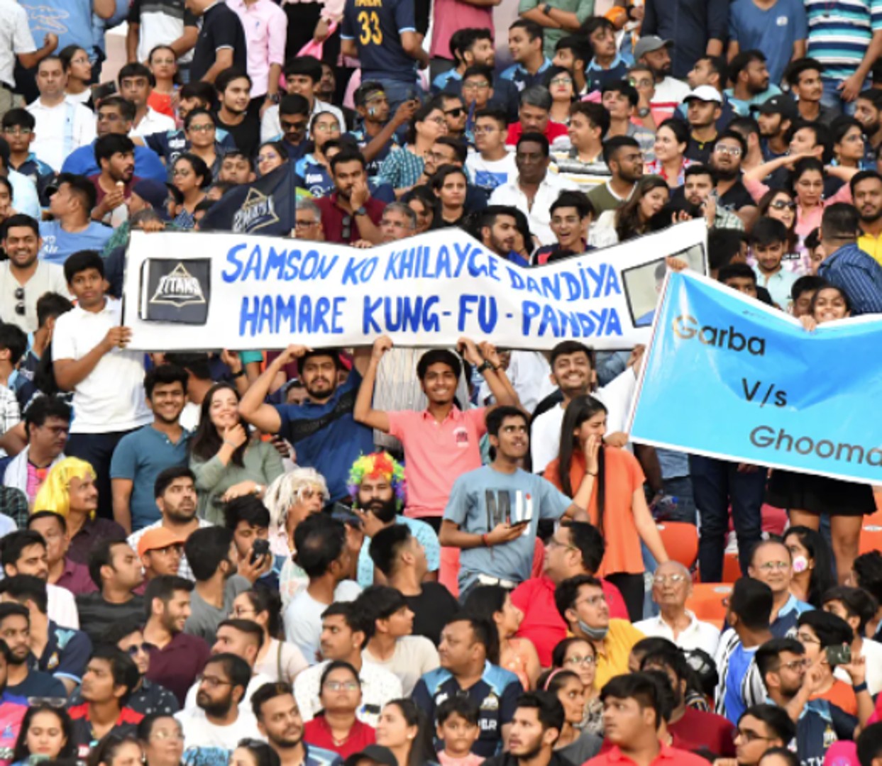 crowd_ipl22_final.jpg