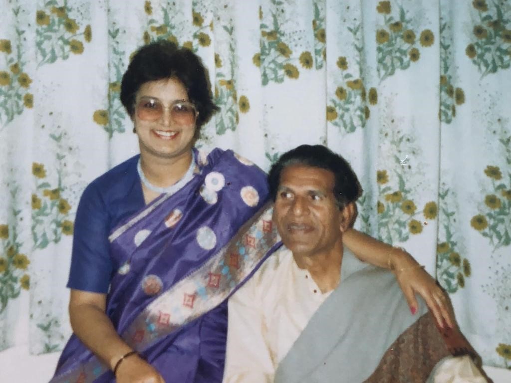 dabirul_chy_with_wife_khaleda_dabir_chy.jpg