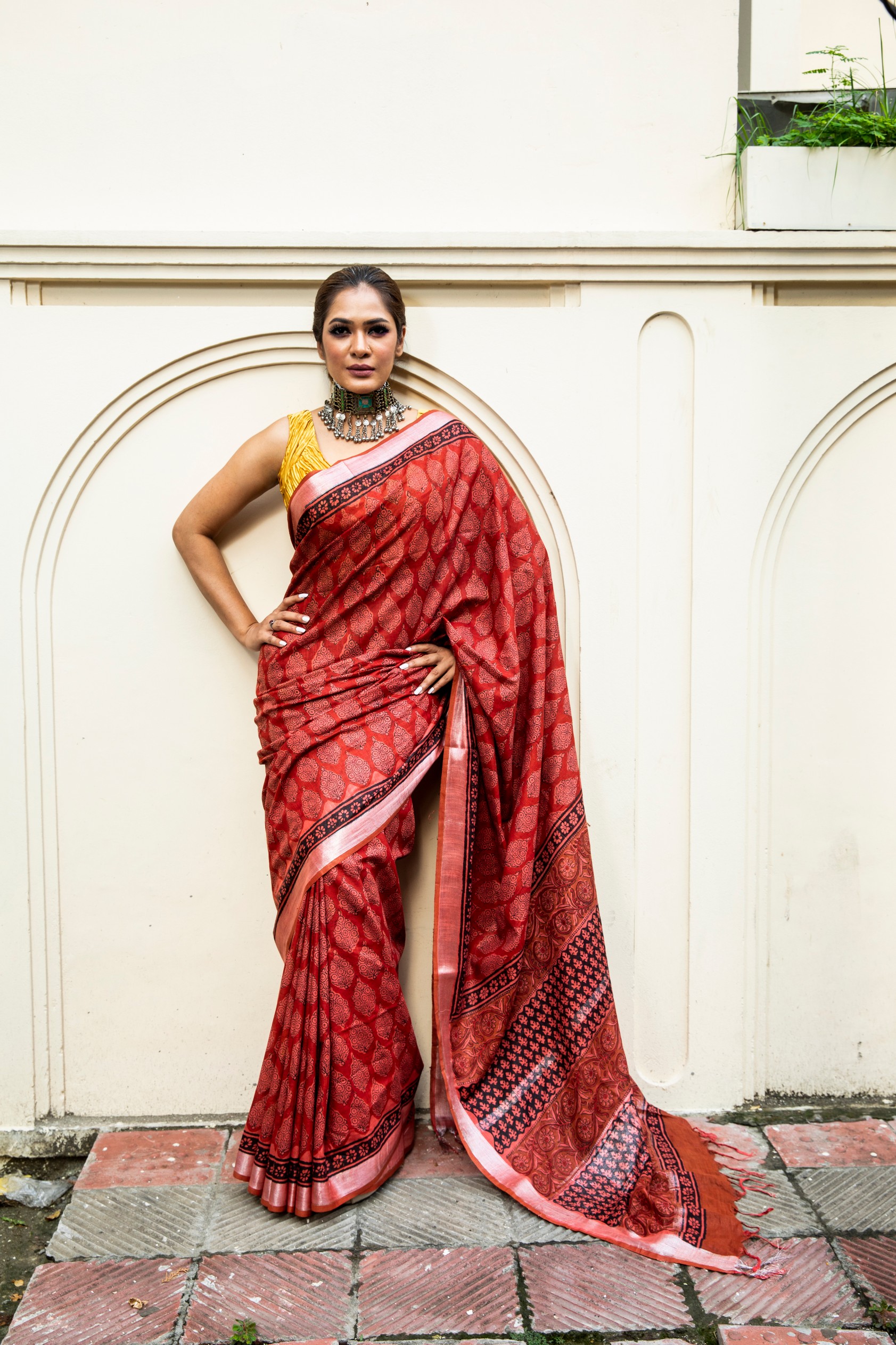 red sari