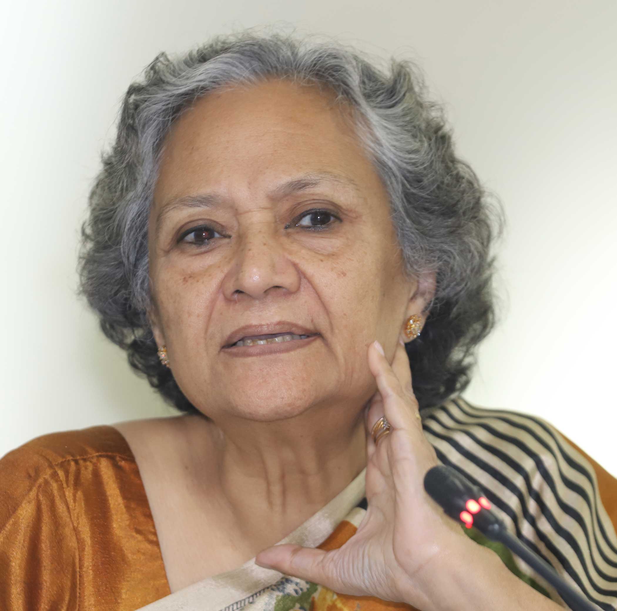 prof-ishrat-shamim.jpg