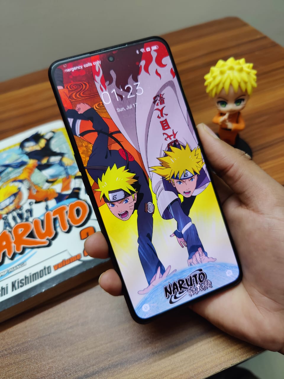 naruto_phone_front.jpg