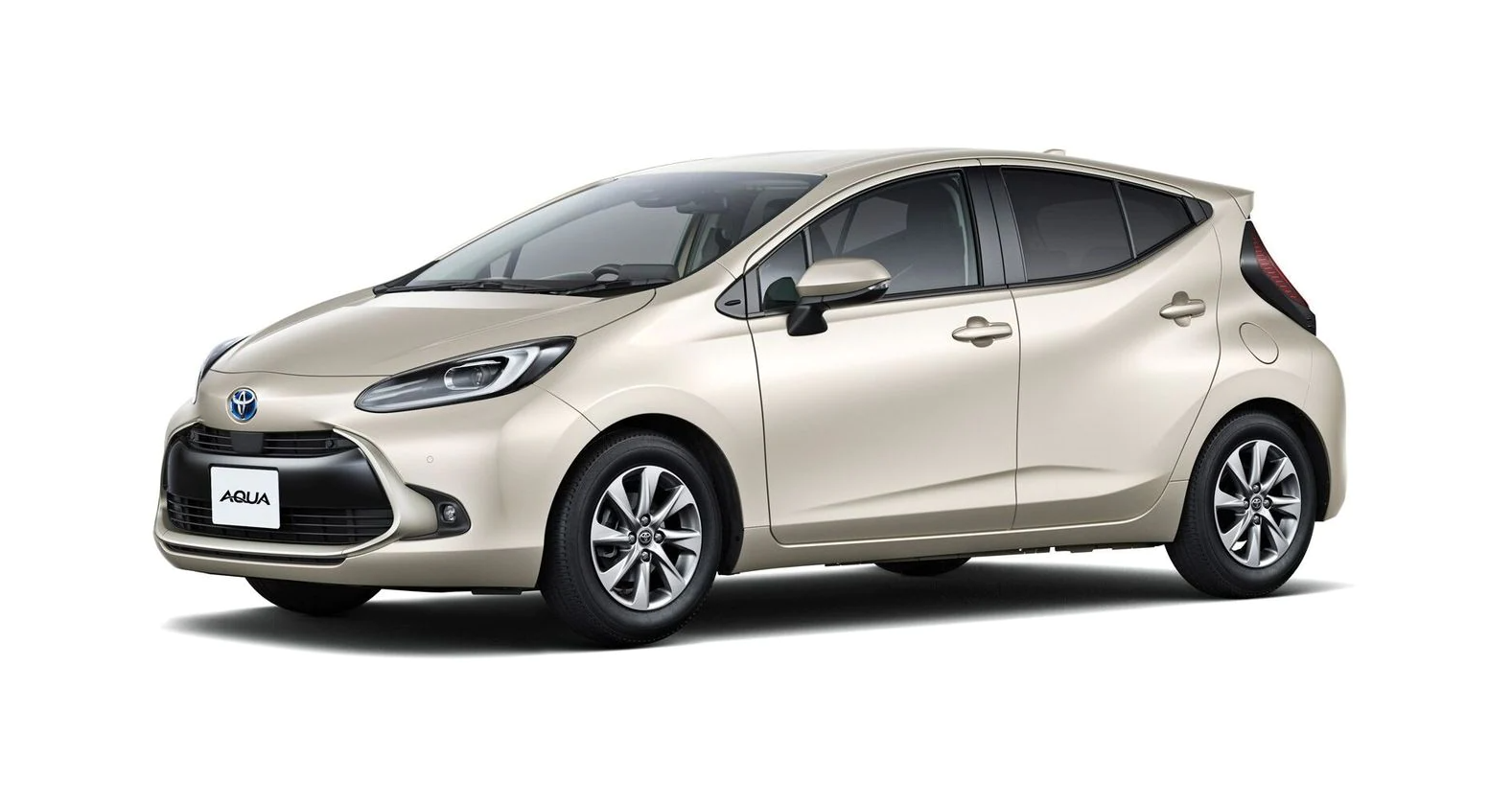 toyota_aqua_2017-2019_1.png