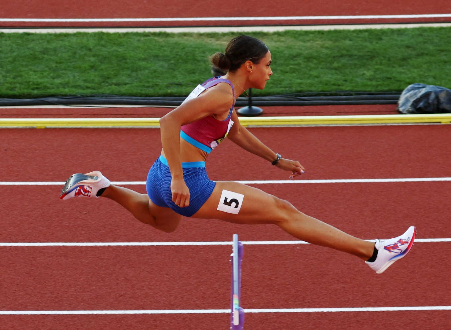 sydney_mclaughlin_in_action_.png