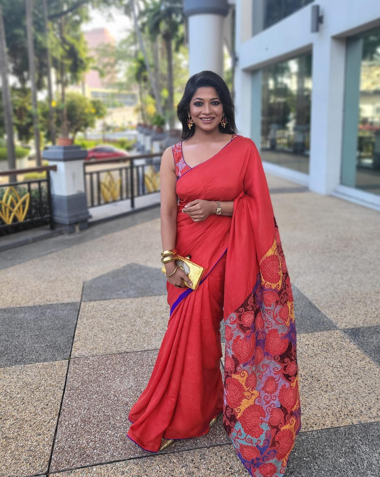 Azmeri Haque Badhan in Bangladeshi sari