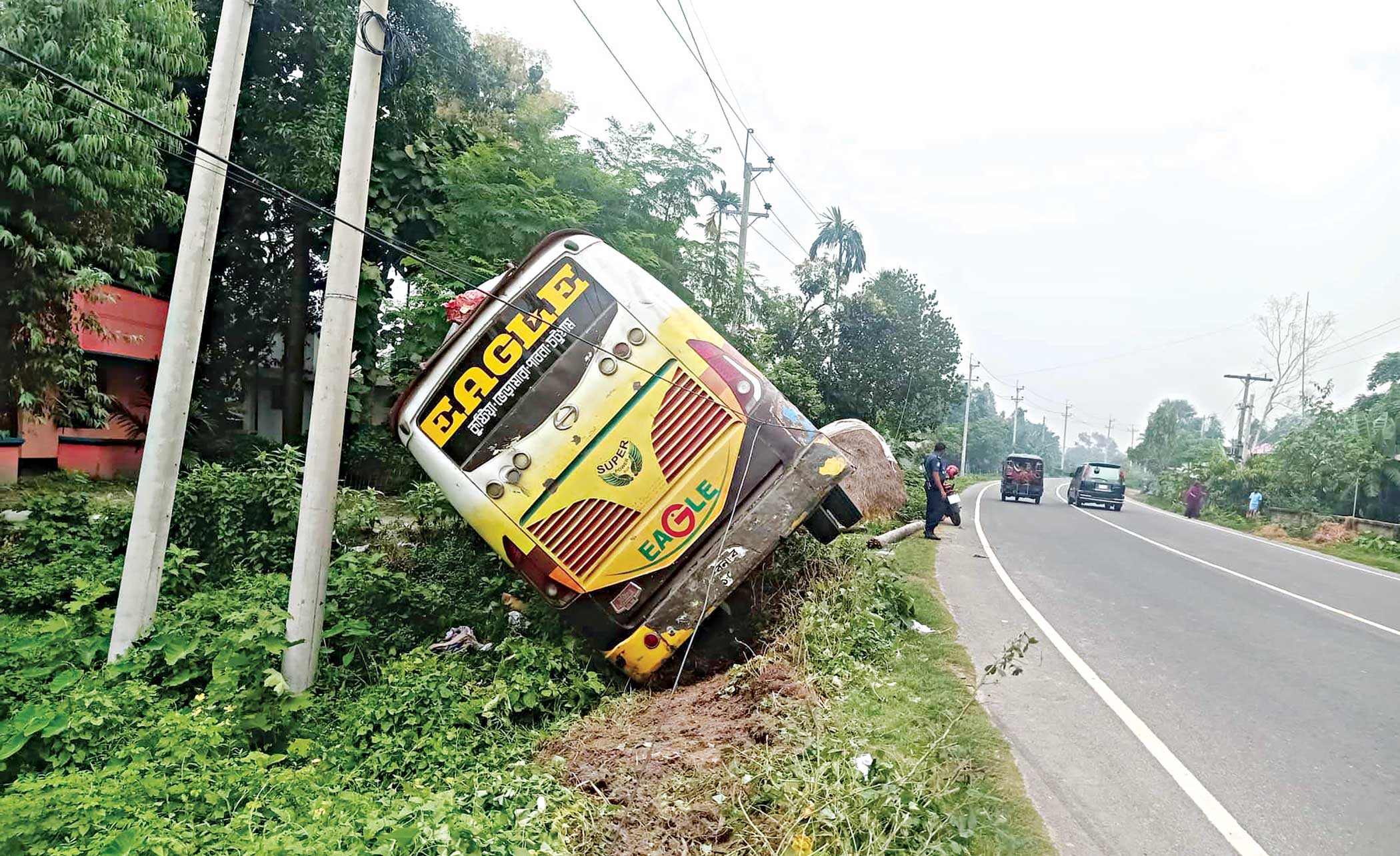 Gang robs bus, rapes passenger