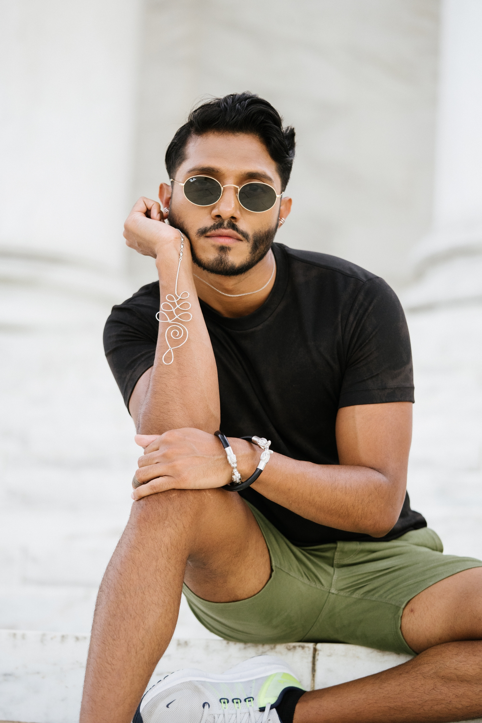 Gender neutral jewellery men 1