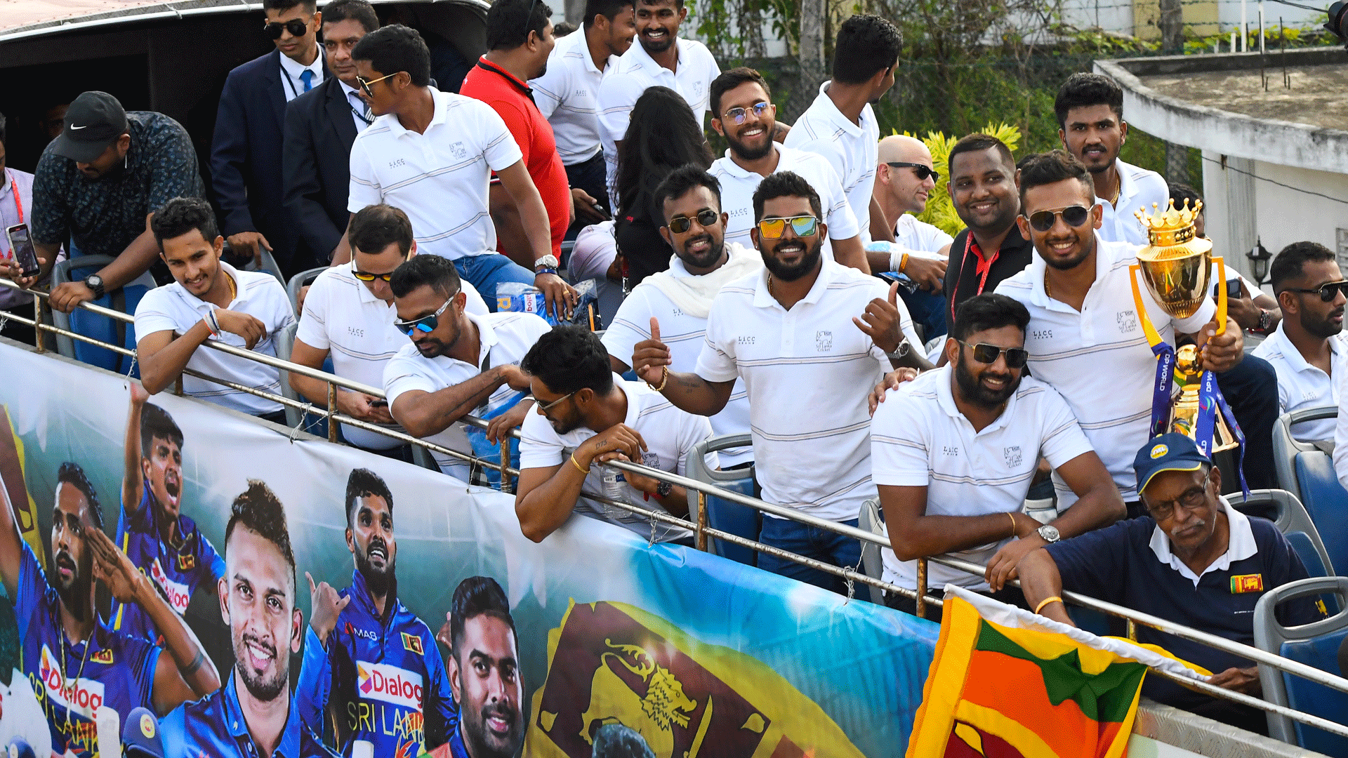 sri-lanka-return.gif