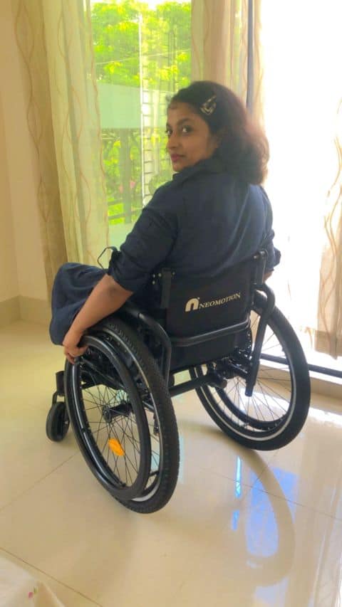 Adaptive clothing 