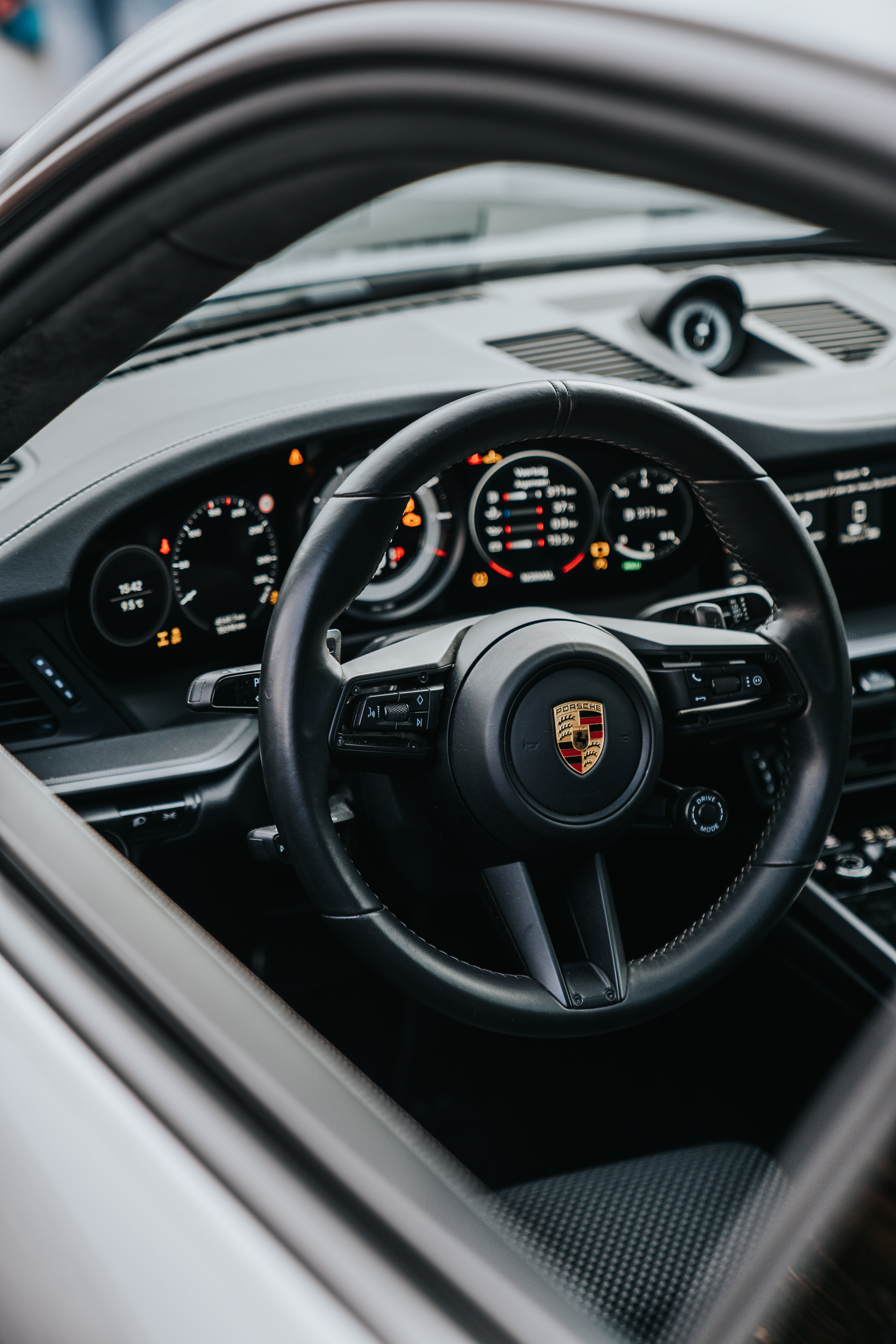 sten-rademaker-nbzwpmwdwzy-unsplash.jpg