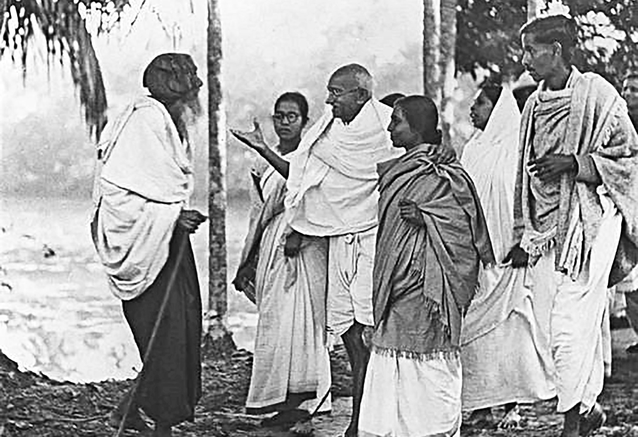 gandhi-2.jpg