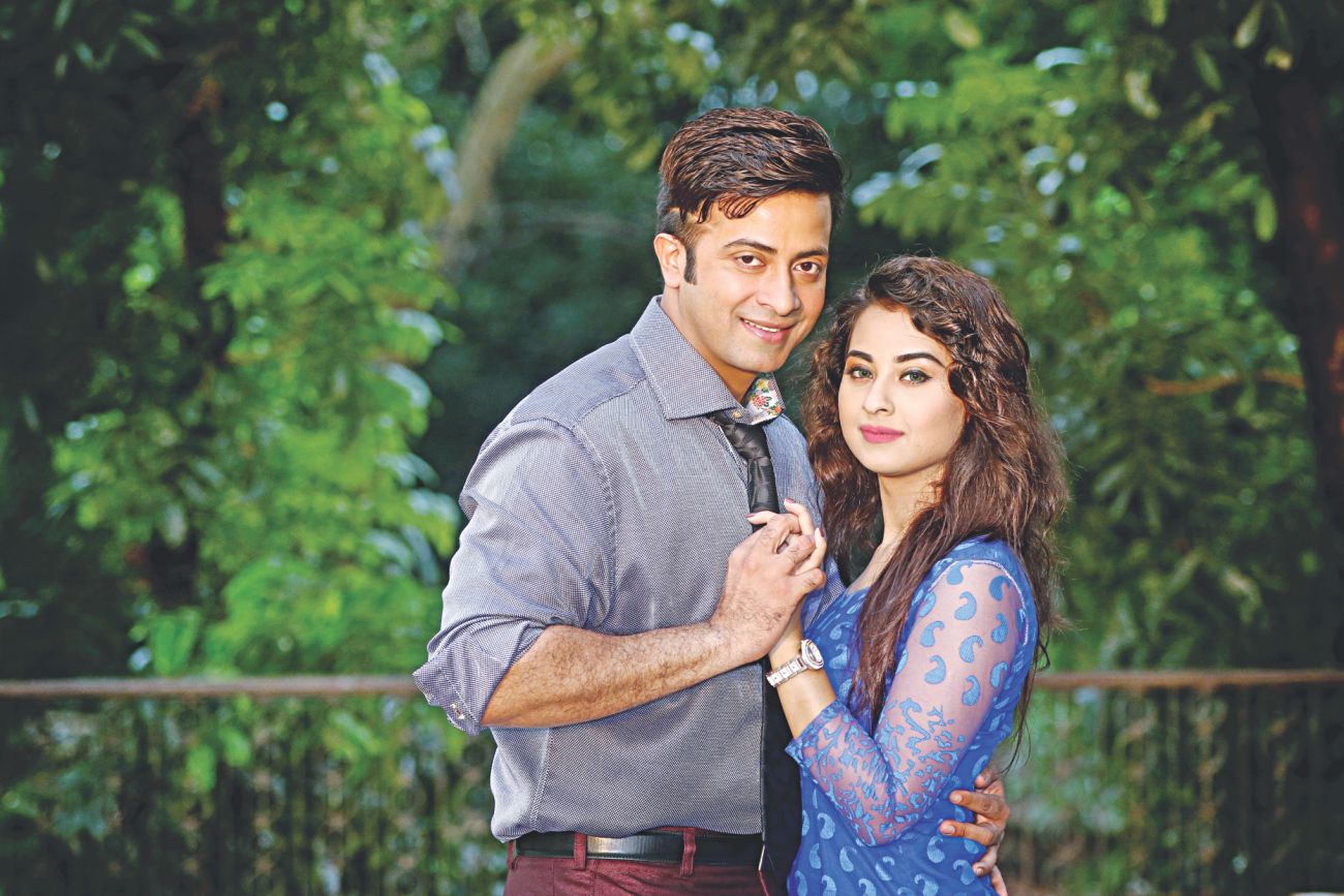 shakib_khan_and_bobly.jpg
