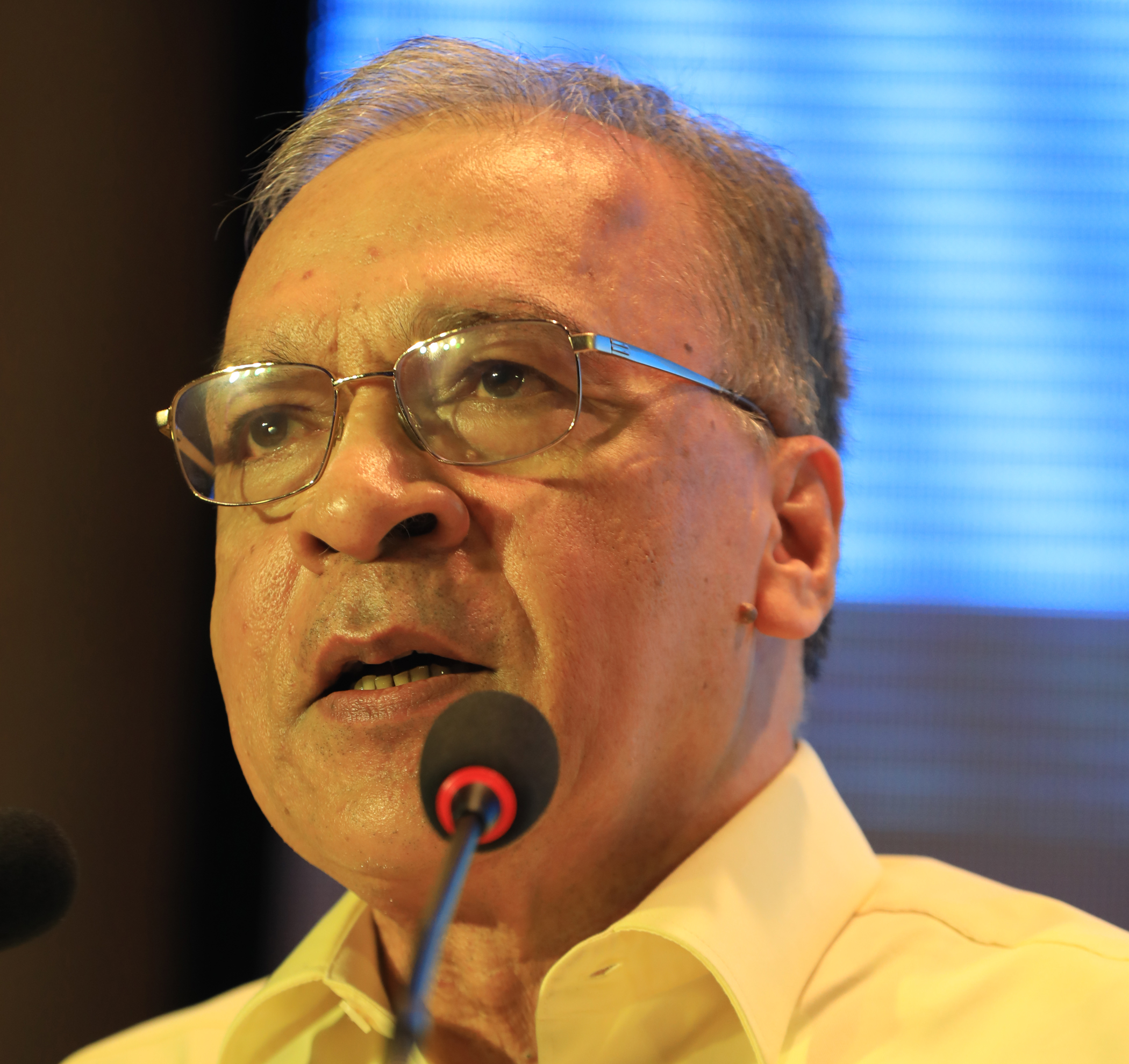 dr.-iftekharuzzaman.jpg