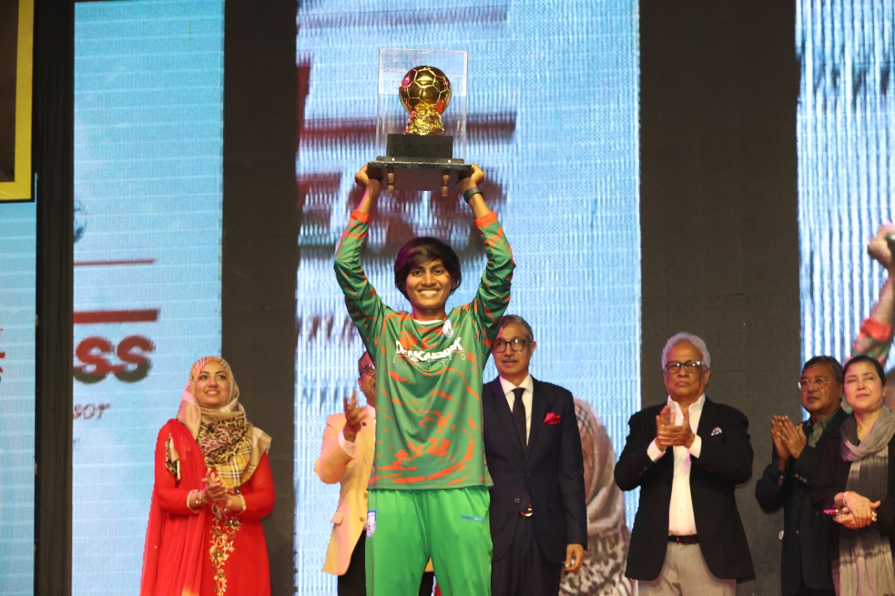 sabina_trophy.jpg