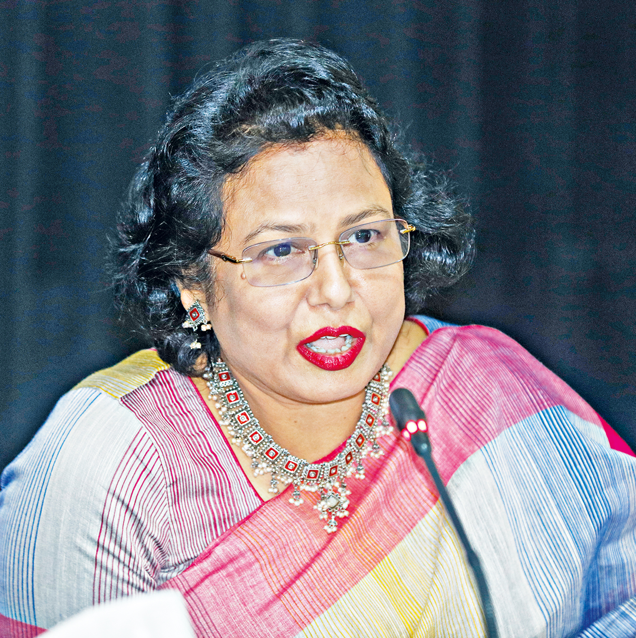 shawkat-a.jpg
