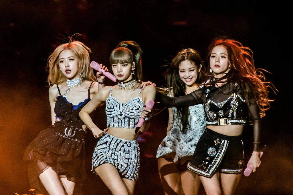 -blackpink-.jpg