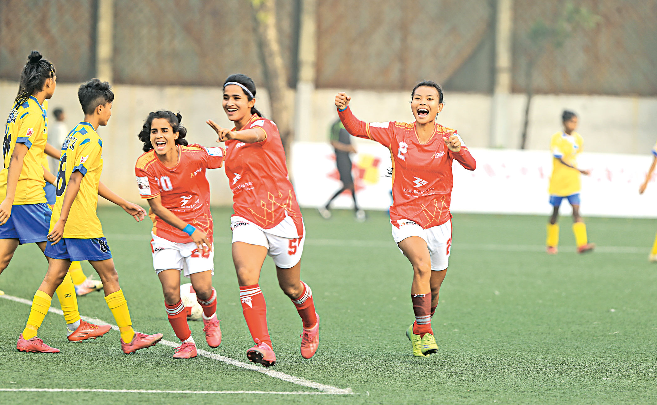 womens-league-2.jpg