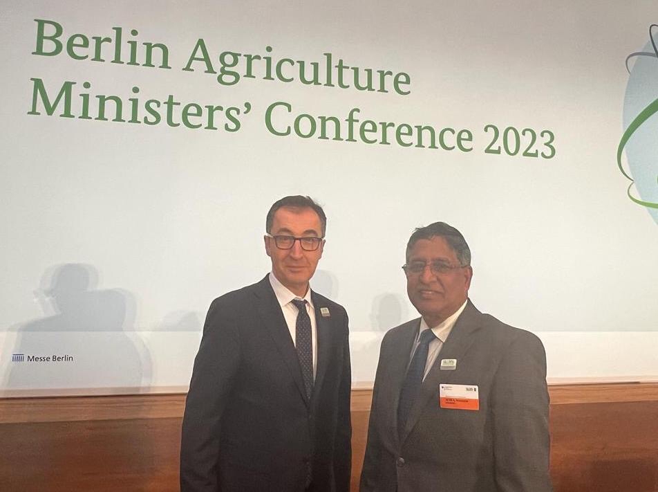 agriculture_minister_muhammad_abdur_razzaque_2.jpeg