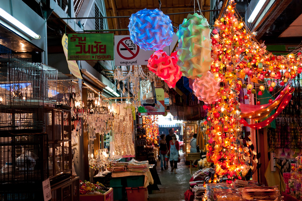 5 best shopping destinations in Thailand