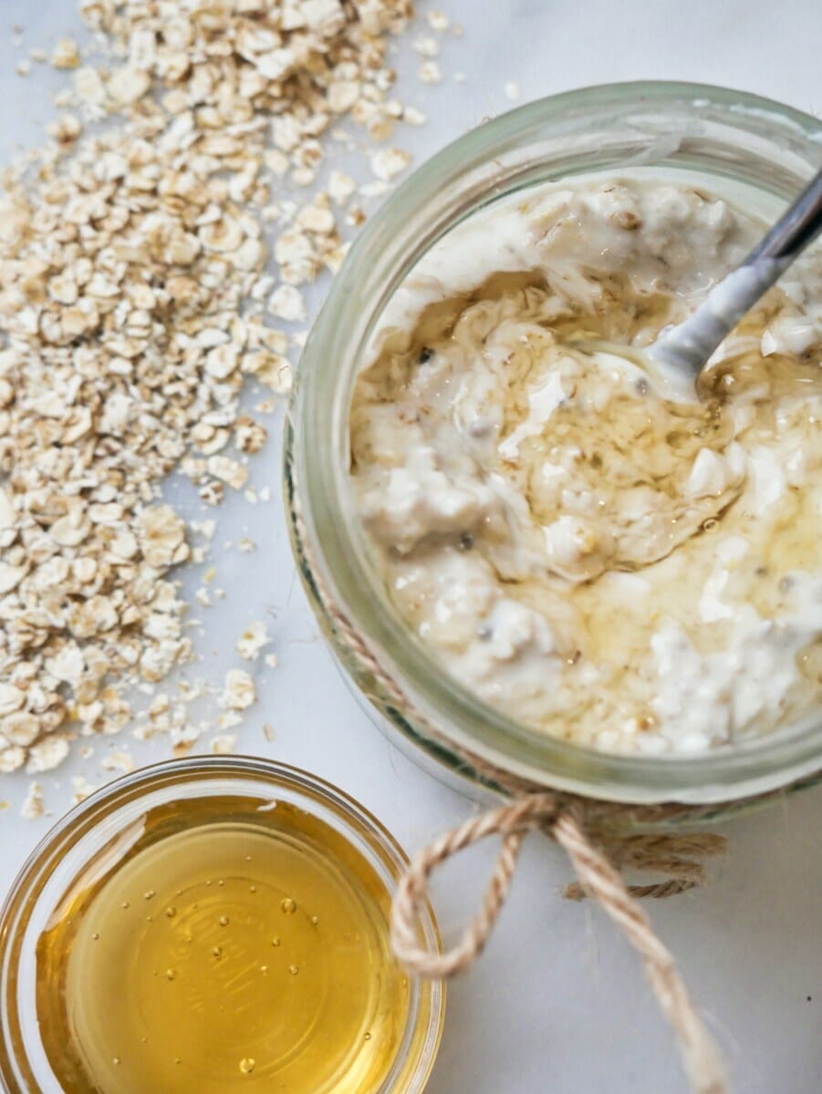 oatmeal honey and yoghurt