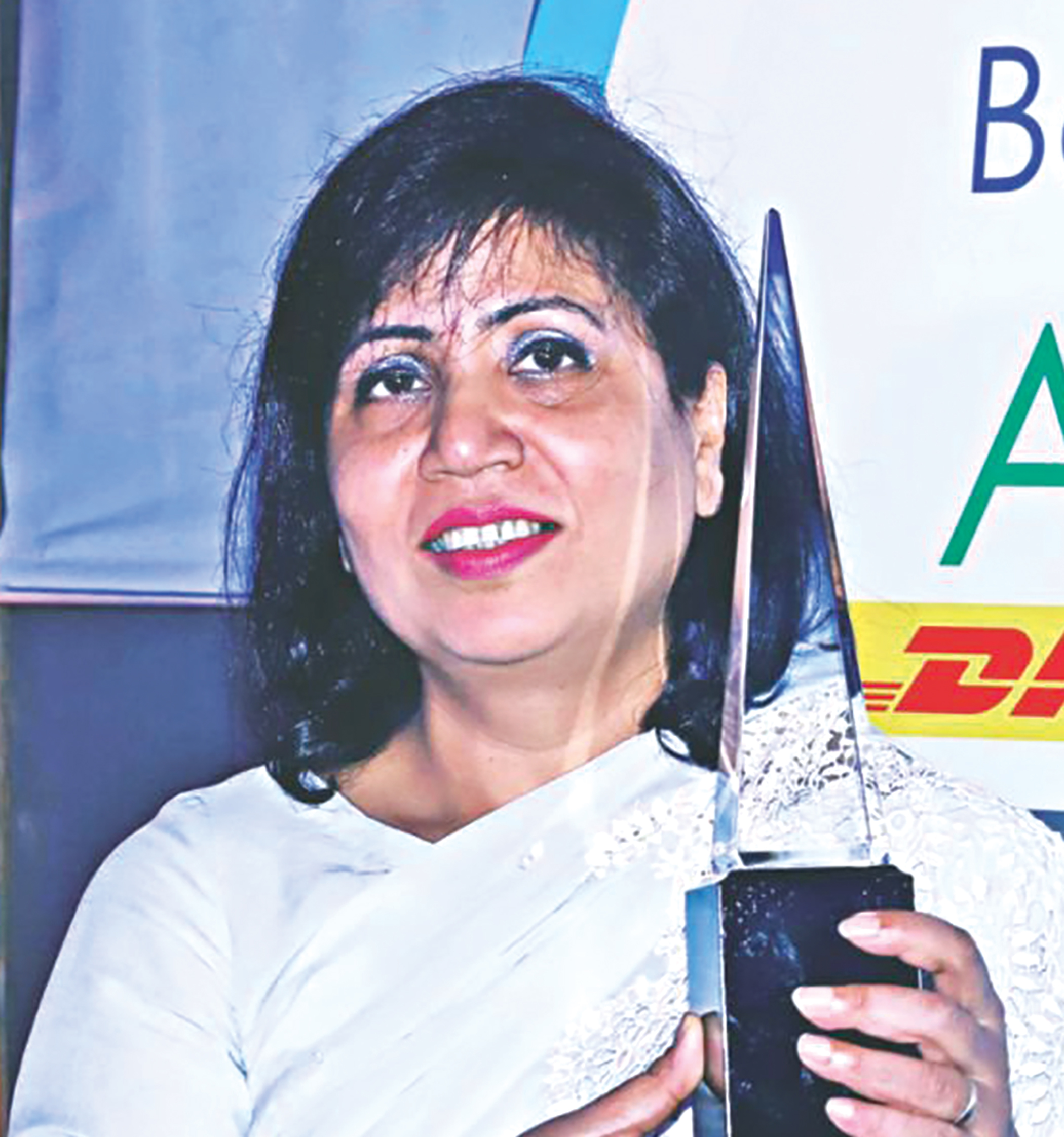 afsana_asif_shoma.jpg
