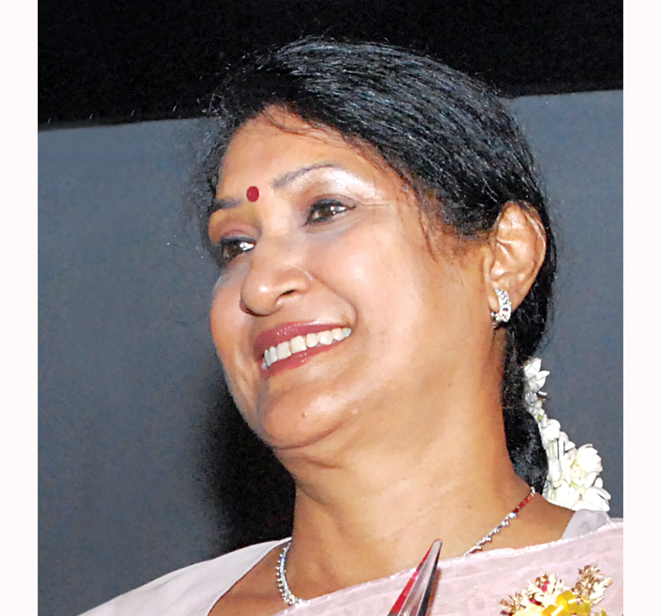 nilufar_farooq_0.jpg