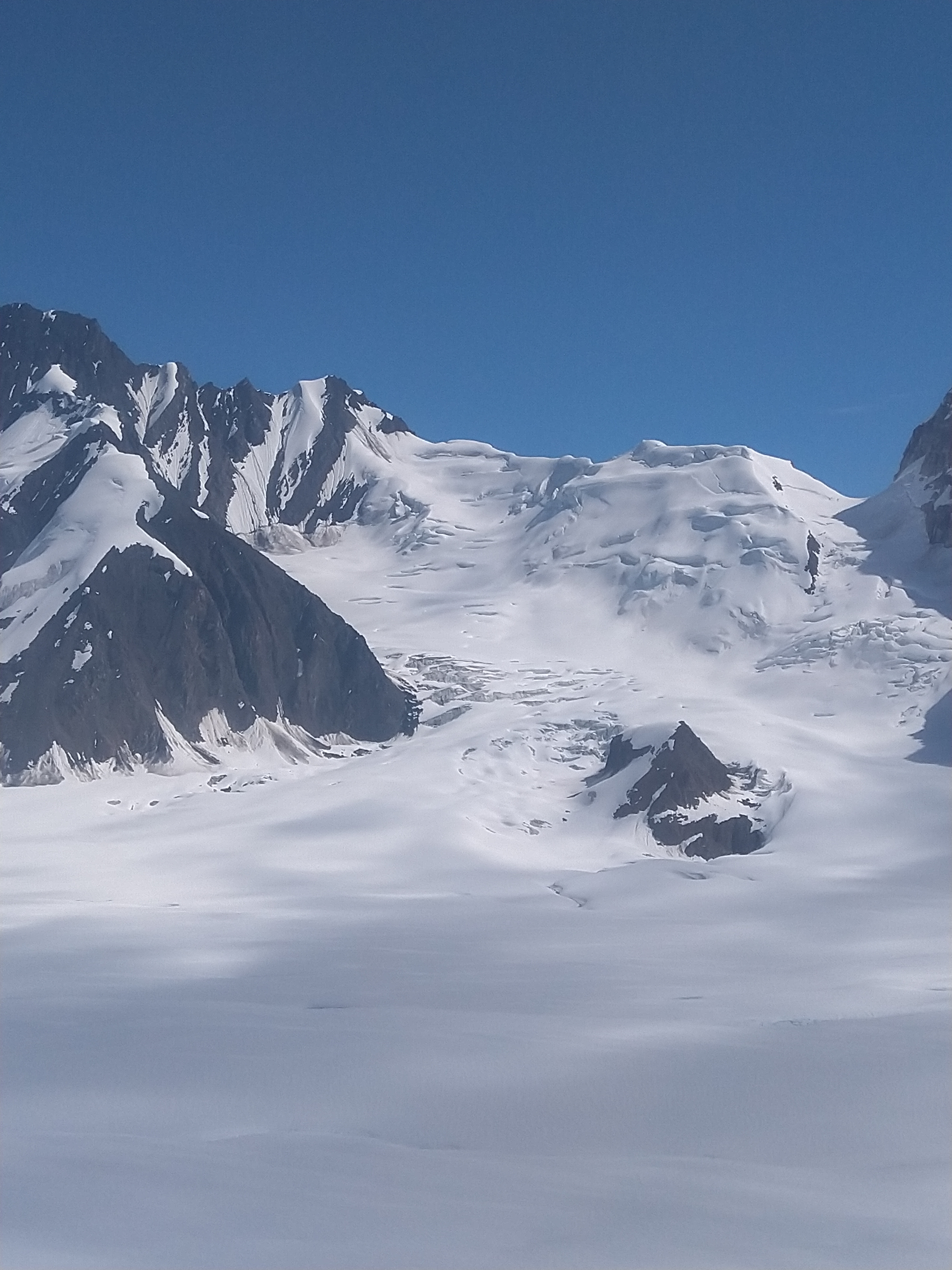 Ruth Glacier of Mt Denali in Alaska, US QUAMRUL HAIDER