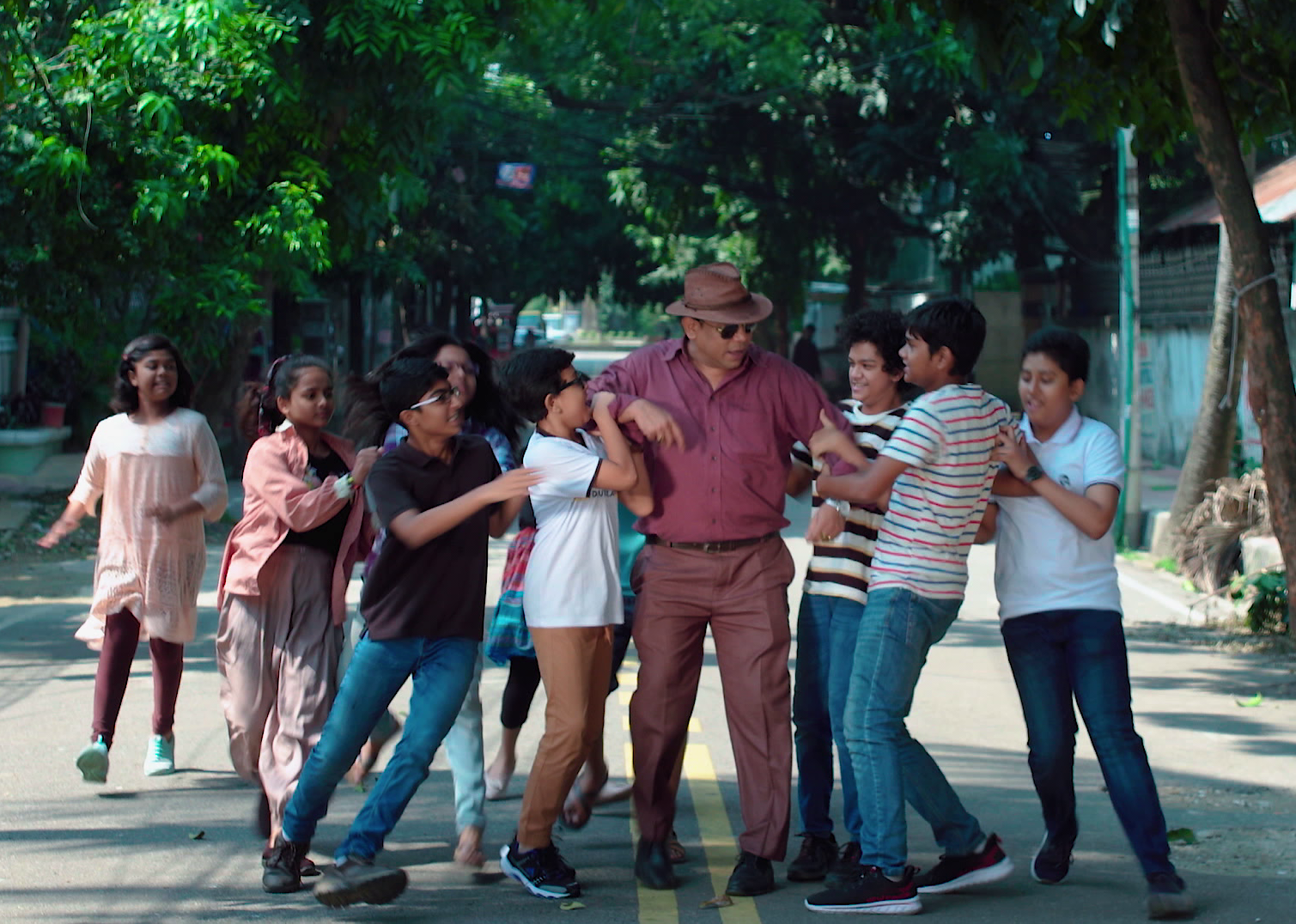 Children’s drama ‘Emil o Tar Goyendara’ airing today on Duronto 