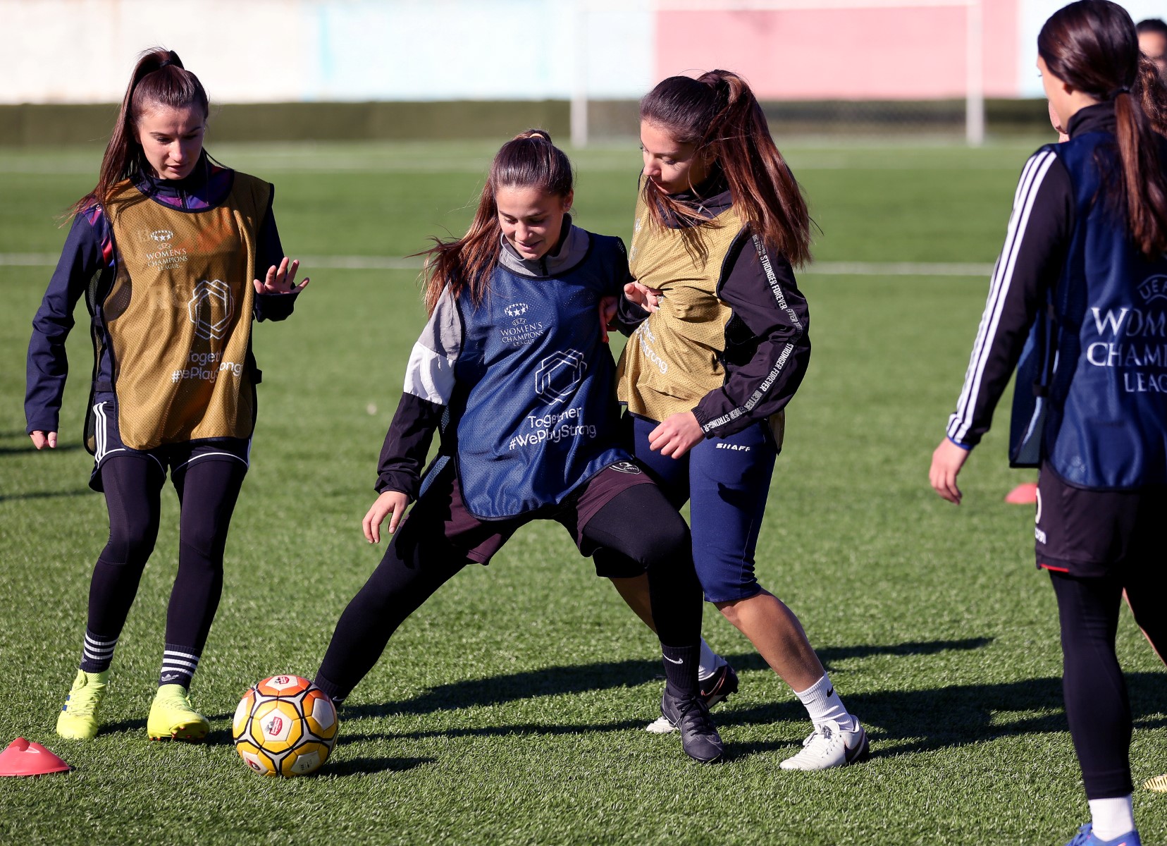 womens_football.jpg