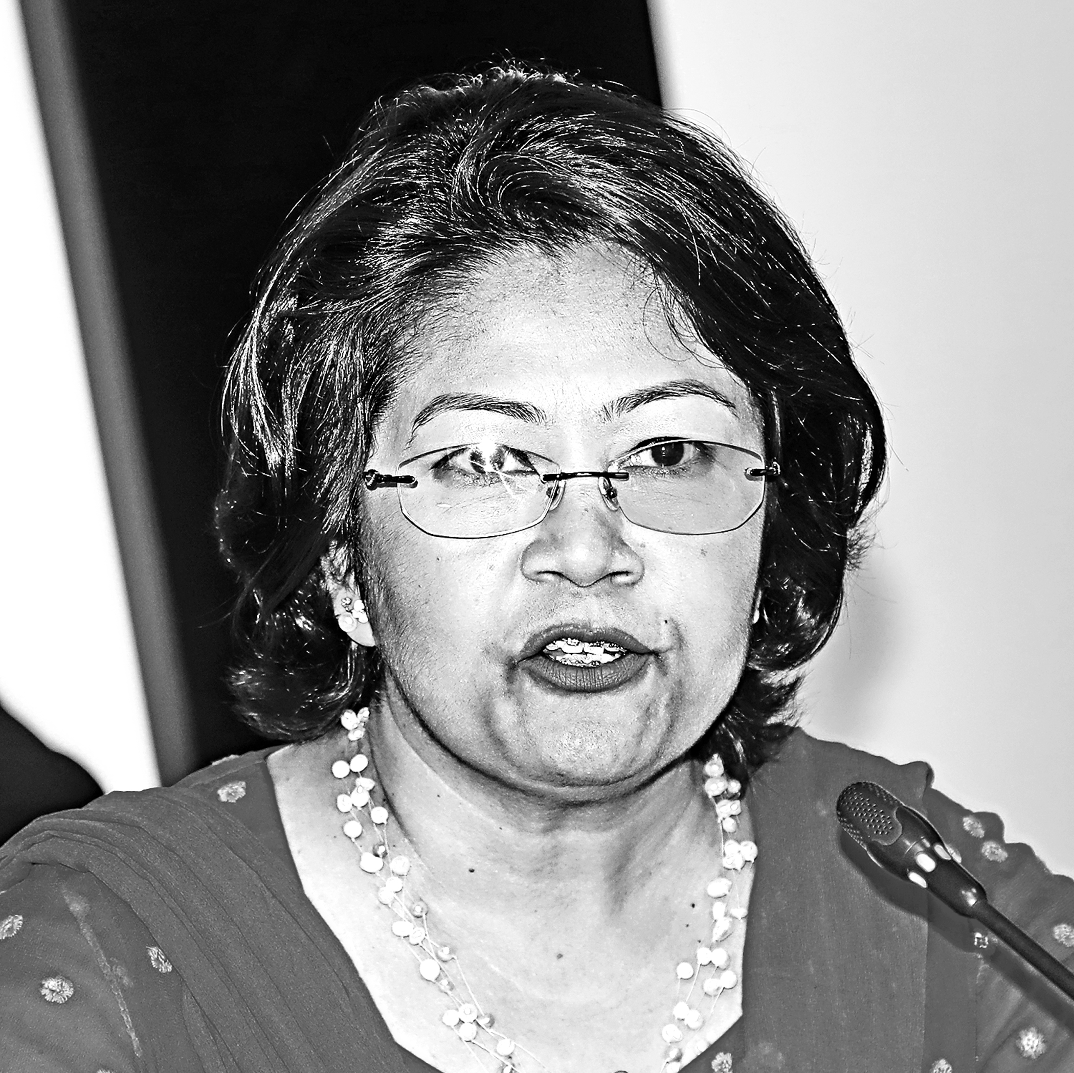 syeda-zinia-rashid.jpg